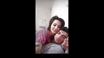 Сексуальный подросток Мадлен Мари получает D у бассейна